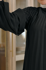 Alunicorn x Marissya Icha : Gisela Dress Black