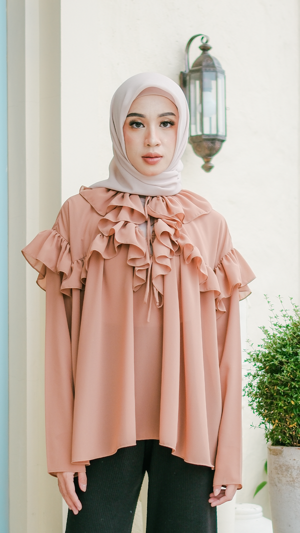 [NEW ARRIVAL] Bella Blouse Nude Brown