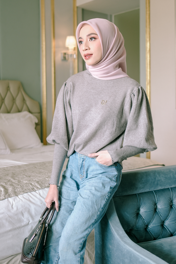 (PRE-ORDER) Kala Blouse - Dim Gray