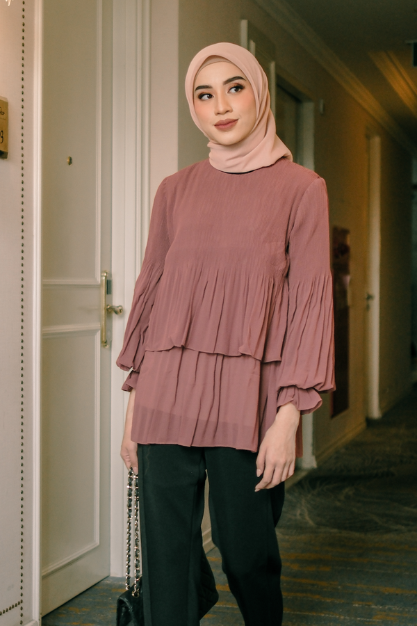 Valda Blouse - Magenta