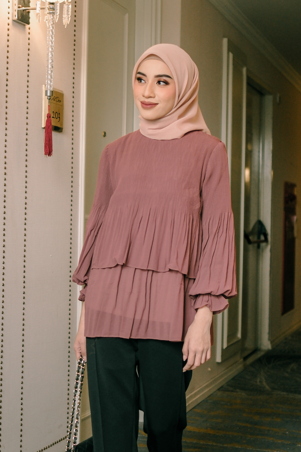 Valda Blouse - Magenta