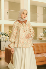 Carissa Blouse - Daisy