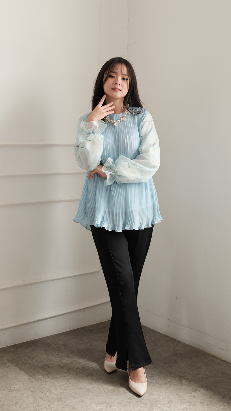[NEW ARRIVAL] SERENA BLOUSE ICE BLUE