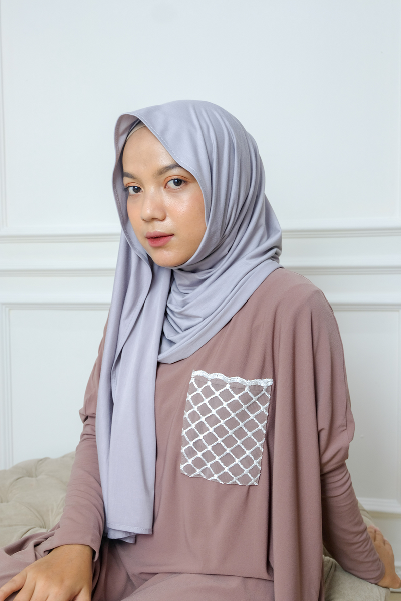 Syera Shawl Smoke Taupe