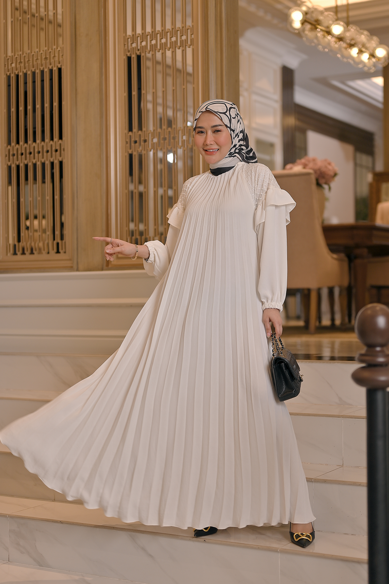 Alunicorn x Marissya Icha : Gisela Dress Broken White