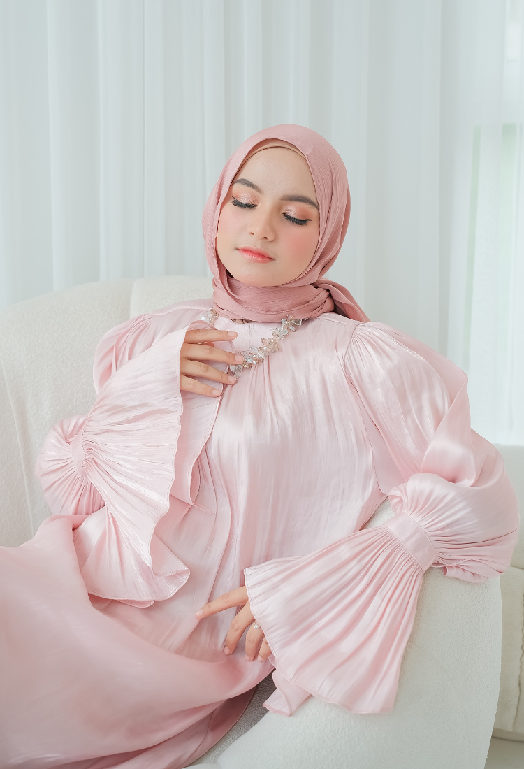Evelynn Shimmer Dress Pink Blush