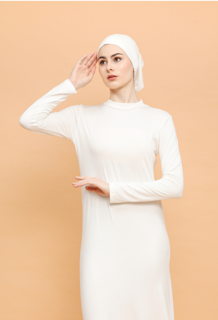 Kaneea Basic Inner Dress Broken White